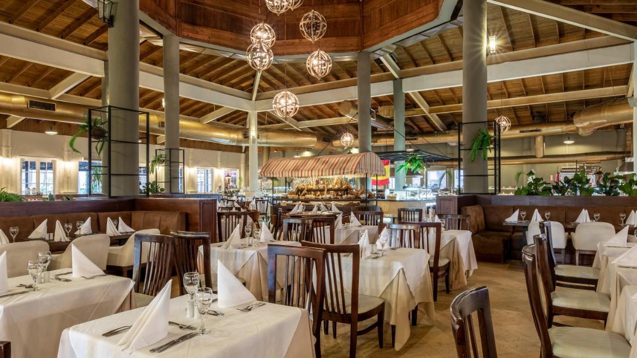 Be Live Collection Punta Cana Adults Only Eksteriør billede The restaurant