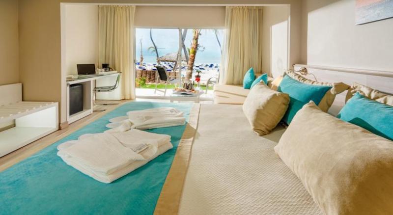 Be Live Collection Punta Cana Adults Only Eksteriør billede Junior Suite