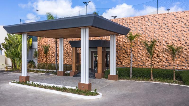 Be Live Collection Punta Cana Adults Only Eksteriør billede The entrance of the museum