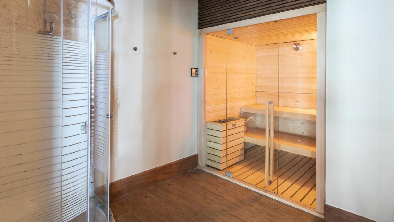 Be Live Collection Punta Cana Adults Only Eksteriør billede A modern Finnish sauna